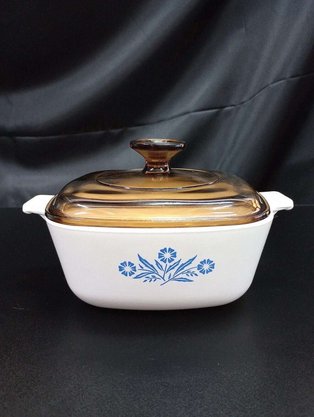 Corning Ware Blue Cornflower - P-1 1/2-B * 1 1/2 Qt. Dish w/ Lid